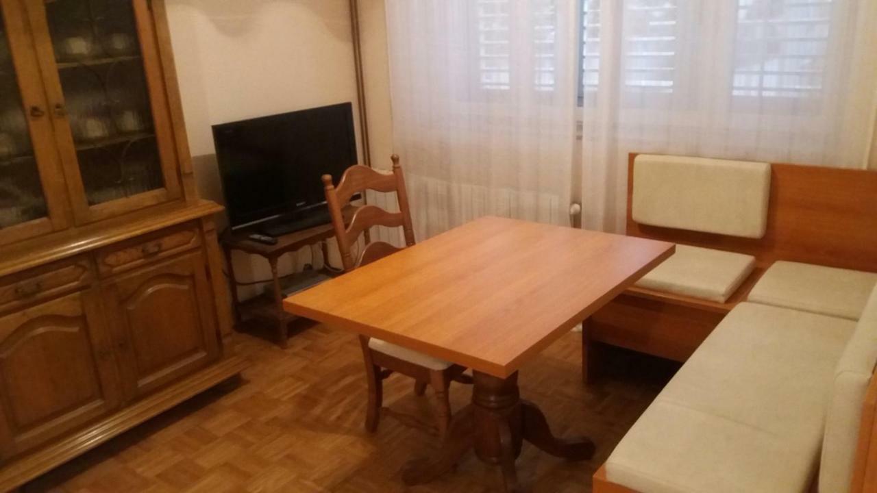 Family Apartments Marita Макарска Екстериор снимка